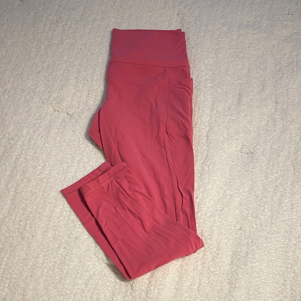 Athleta Salutation stash pocket tights